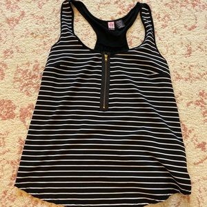 Black & white loose tank top blouse